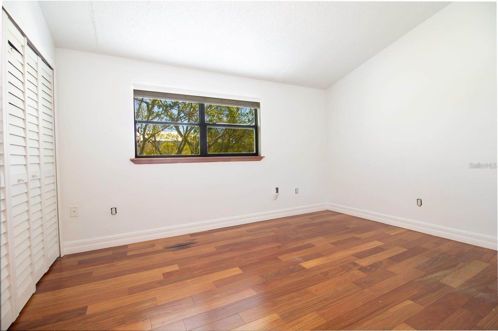 Image 24 of 43 For 12140 Capri Circle S 709