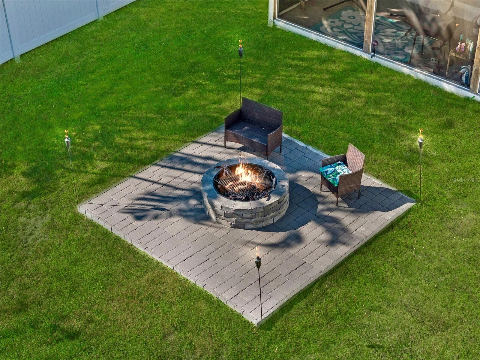 Image 6 of 37 For 9693 58th Street N