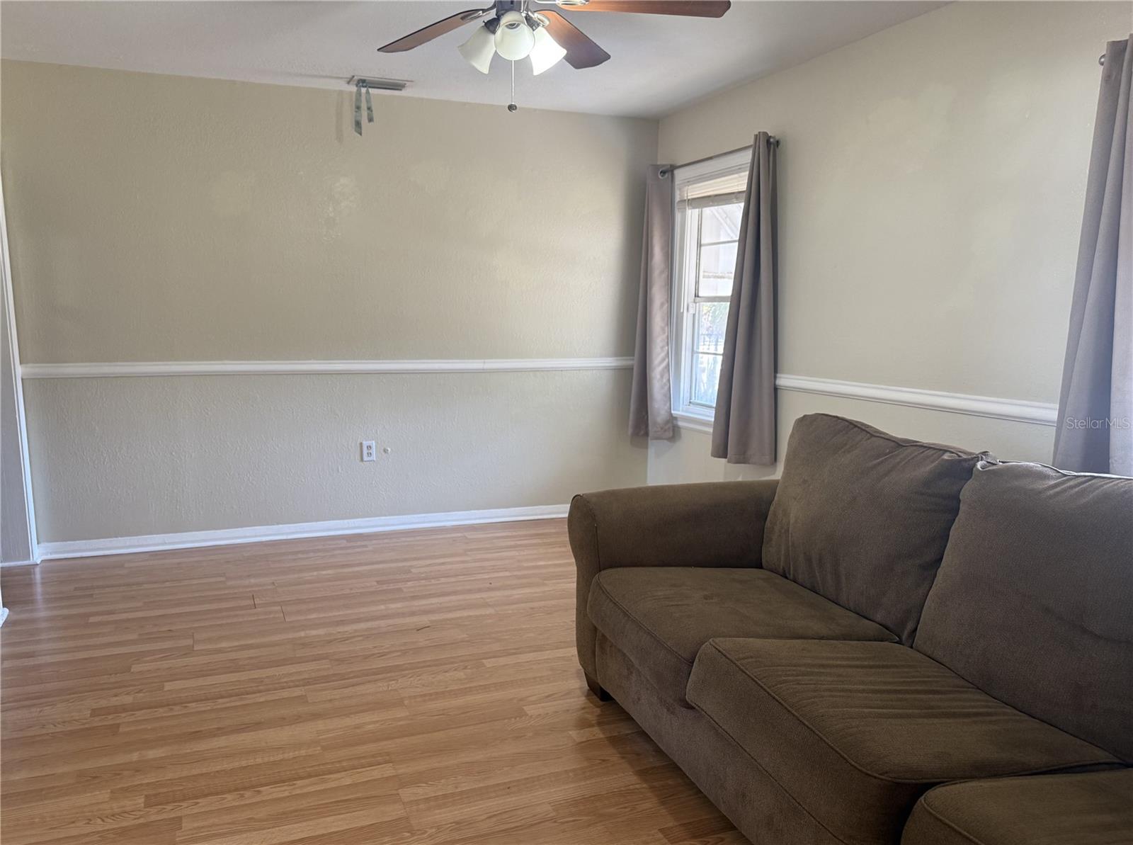 Image 9 of 17 For 3213 Hartnett Avenue