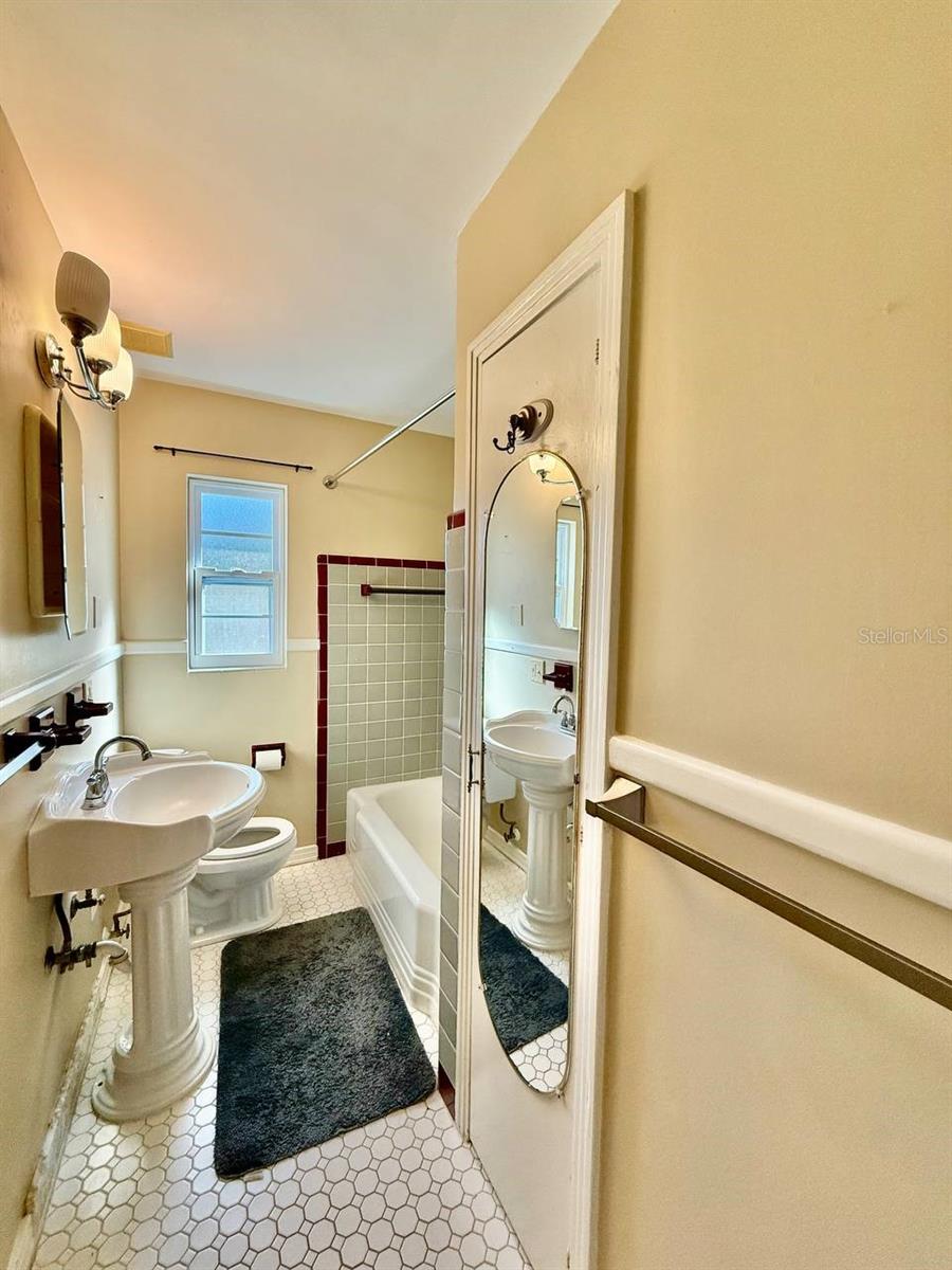 Image 19 of 30 For 301 Washington Avenue