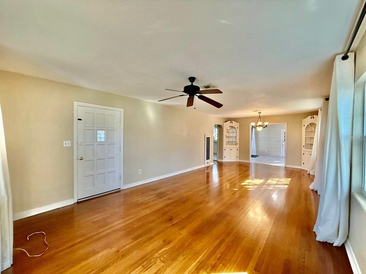 Image 5 of 30 For 301 Washington Avenue