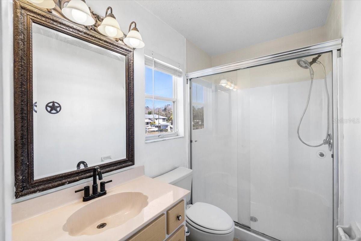 Image 15 of 35 For 7247 Aberdeen Court