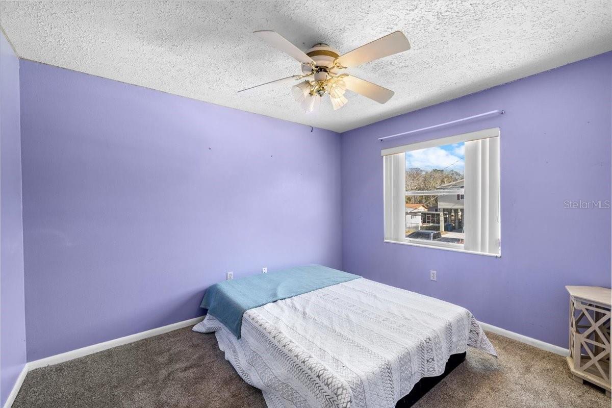 Image 16 of 35 For 7247 Aberdeen Court