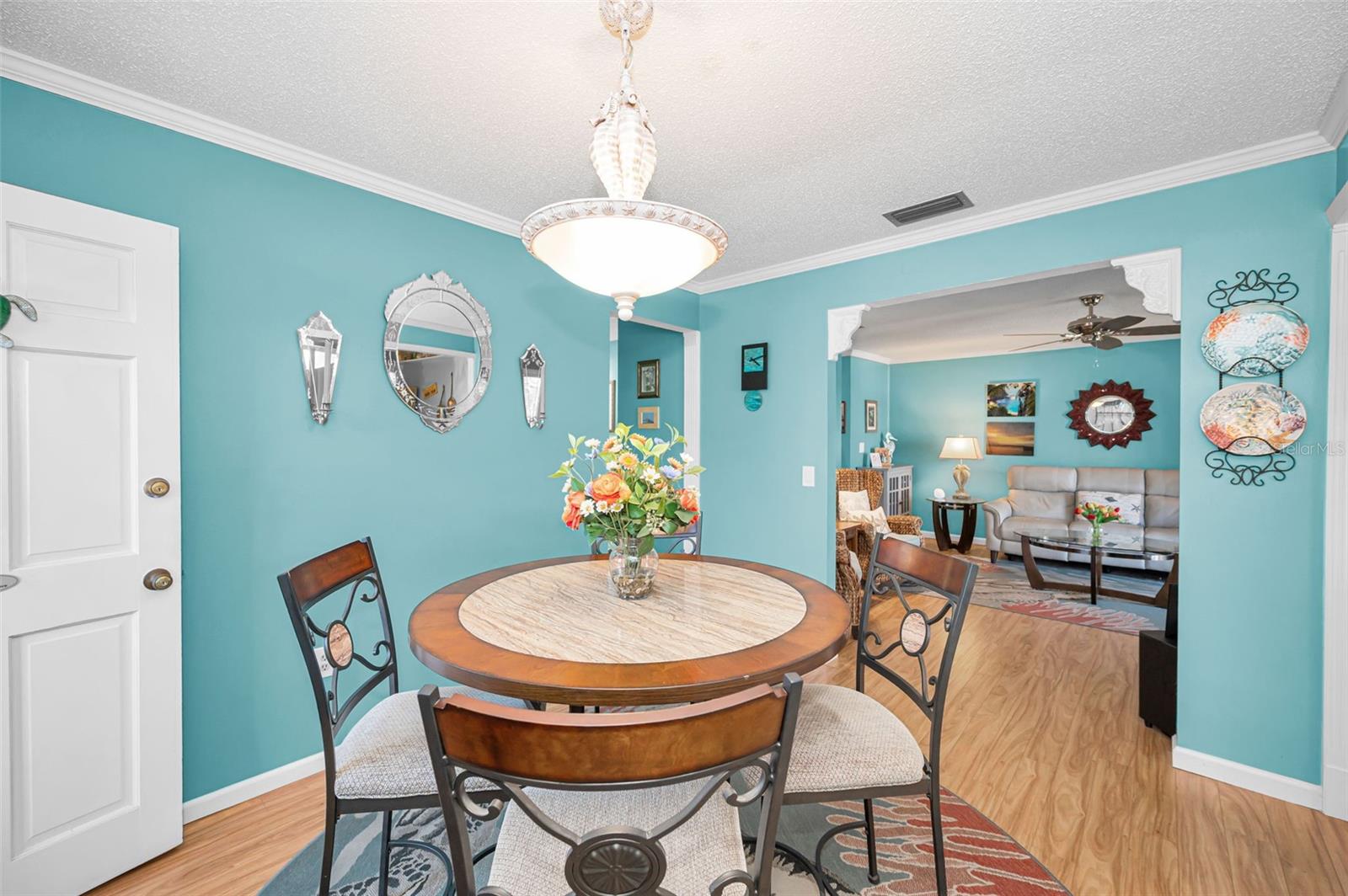 Image 13 of 56 For 3958 37th Street S 28