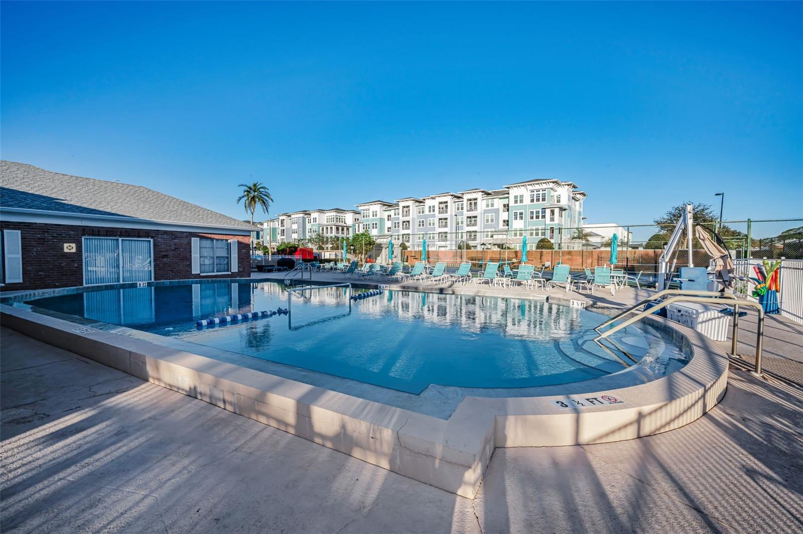 Image 40 of 56 For 3958 37th Street S 28