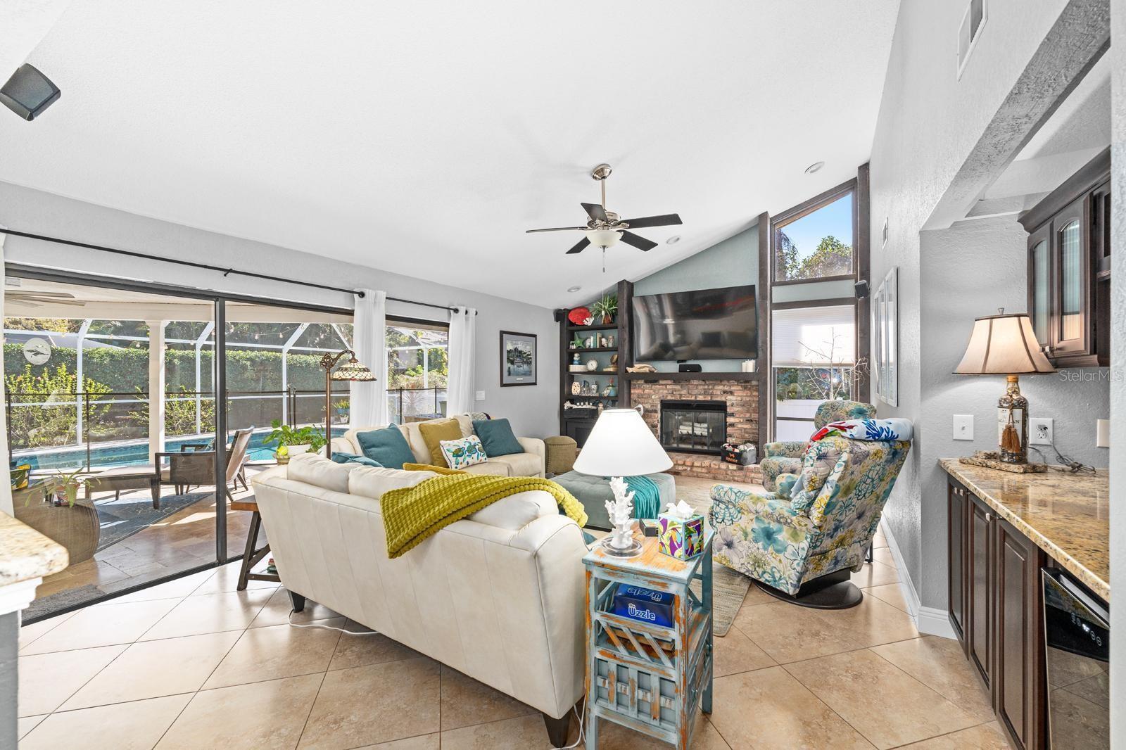 Image 10 of 38 For 1812 Pine Hill Drive