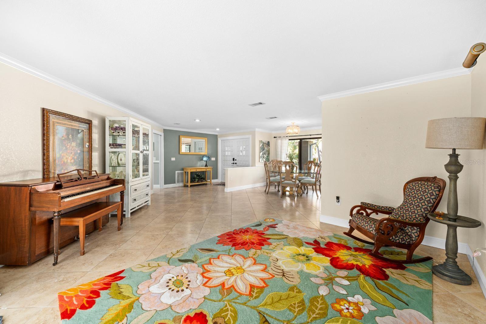 Image 30 of 38 For 1812 Pine Hill Drive