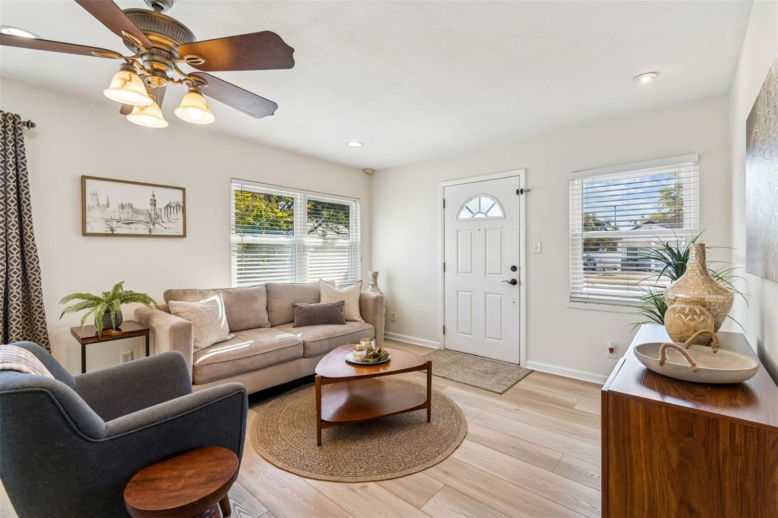 Image 6 of 60 For 4001 8th Avenue N