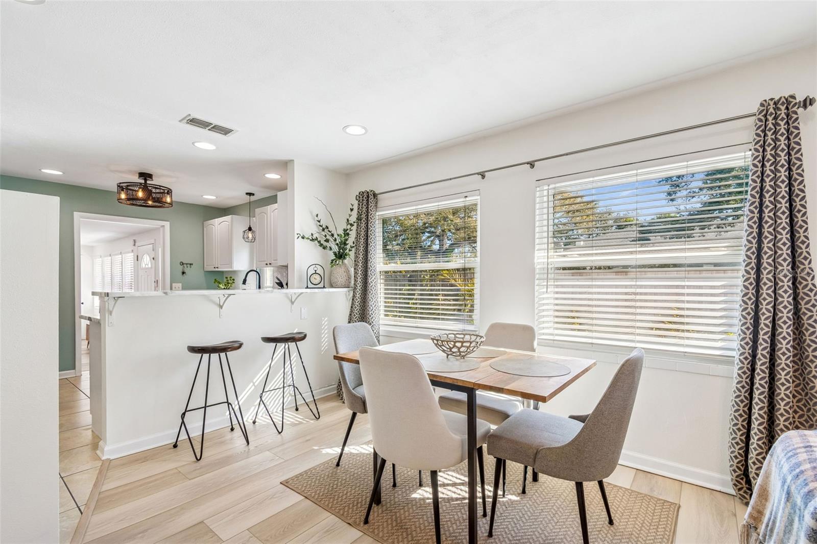 Image 8 of 60 For 4001 8th Avenue N