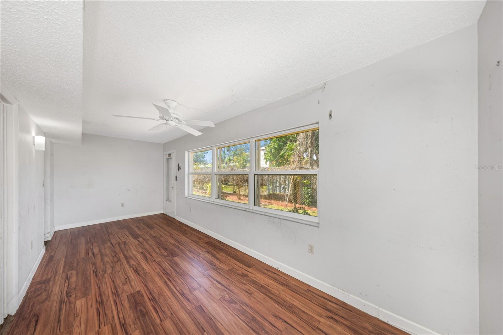 Image 16 of 17 For 10032 65th Avenue N 9