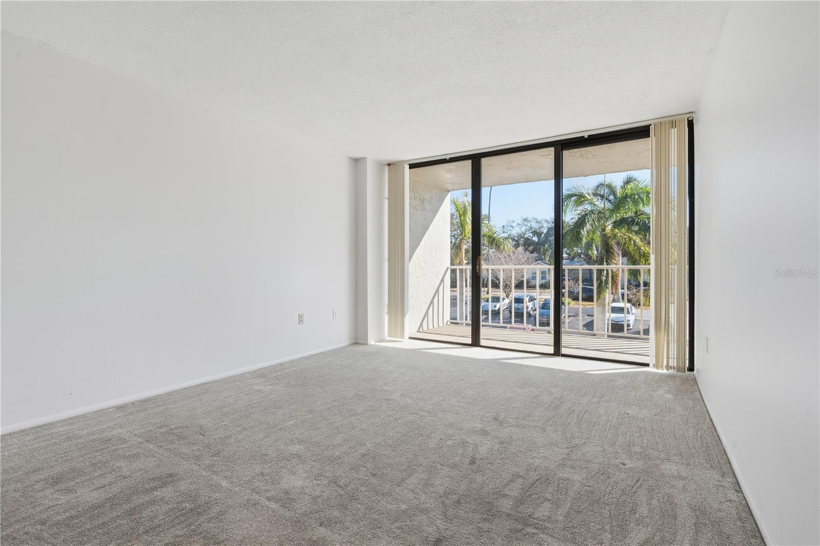 Image 13 of 20 For 500 Osceola Avenue 211