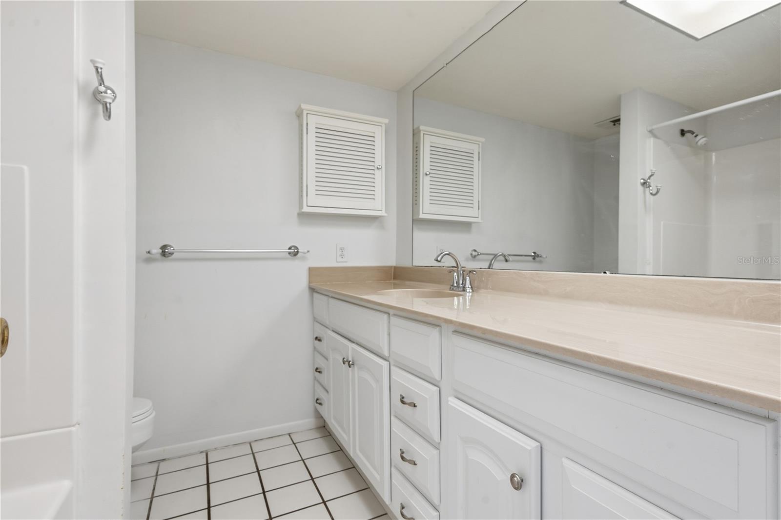 Image 14 of 20 For 500 Osceola Avenue 211