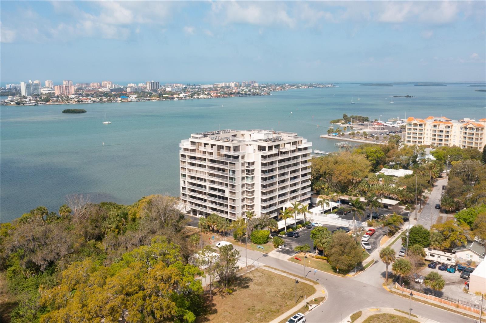 Image 18 of 20 For 500 Osceola Avenue 211