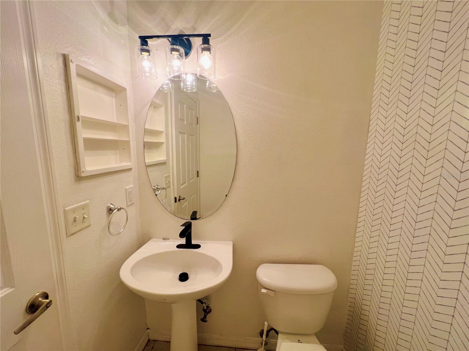 Image 26 of 33 For 34924 Teeview Lane