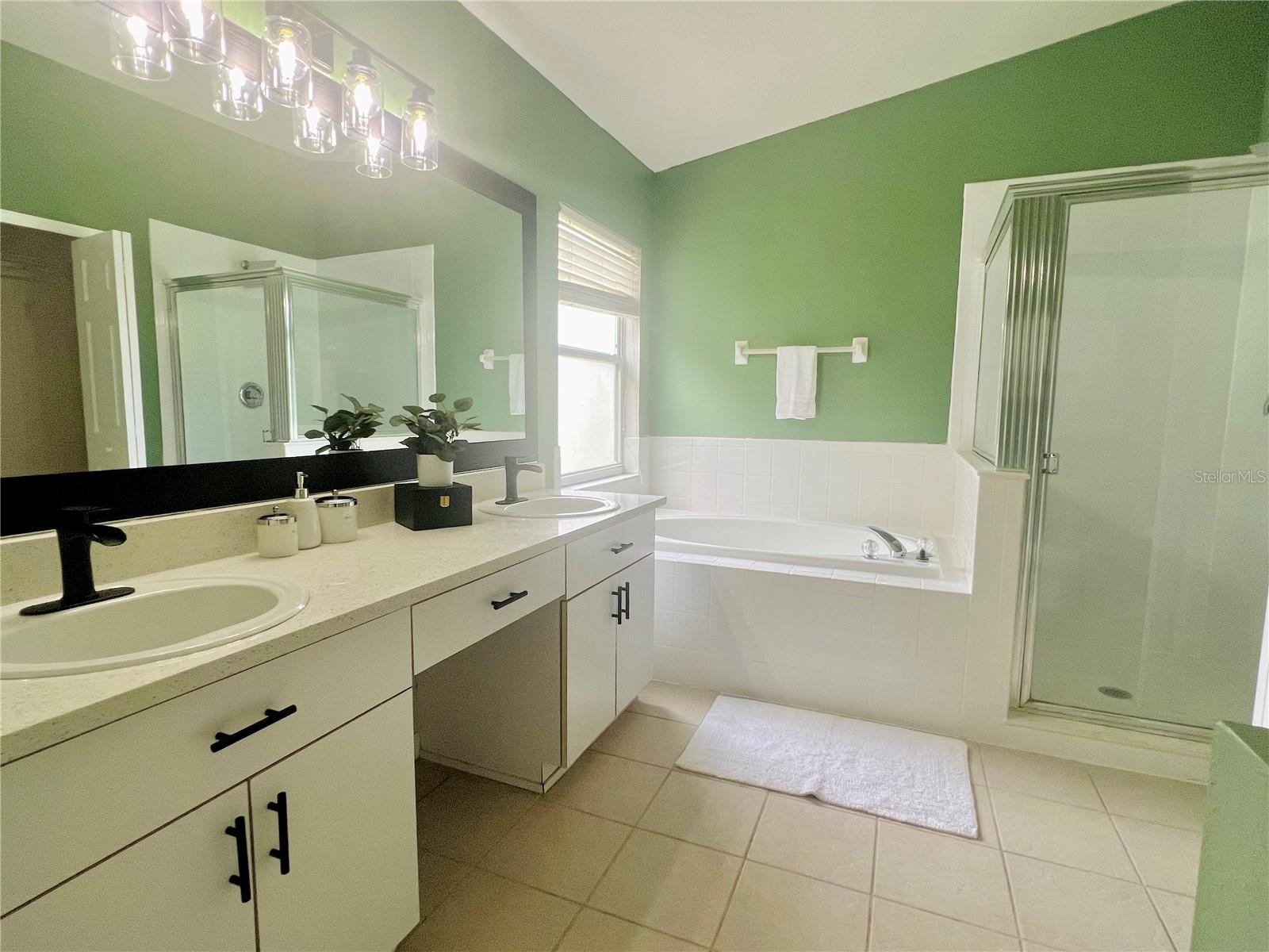 Image 27 of 33 For 34924 Teeview Lane