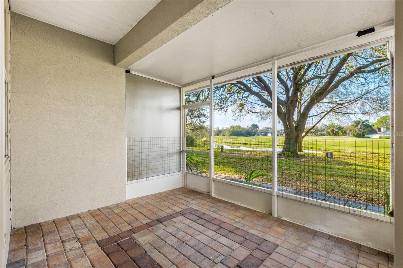 Image 29 of 33 For 34924 Teeview Lane