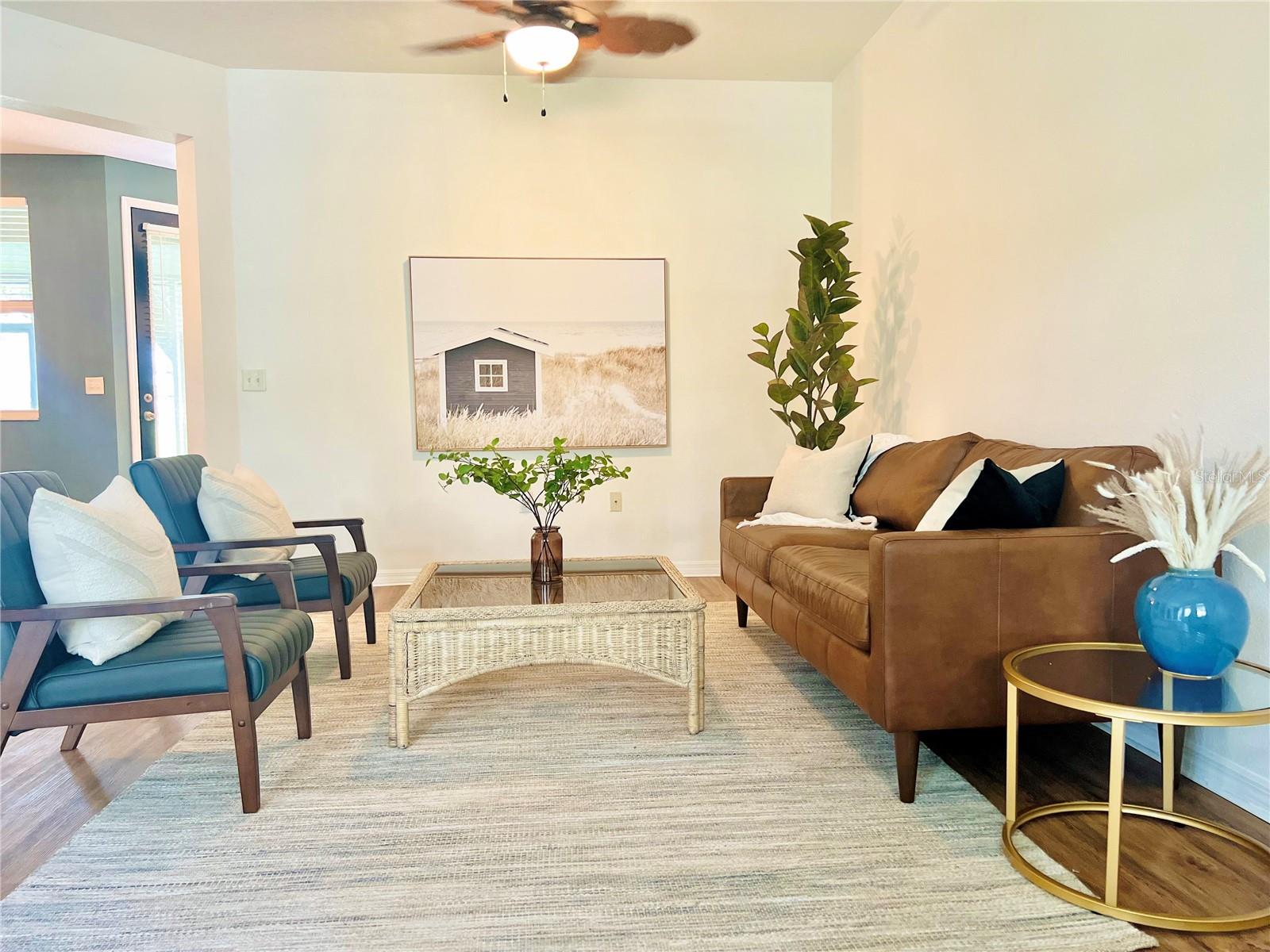 Image 4 of 33 For 34924 Teeview Lane