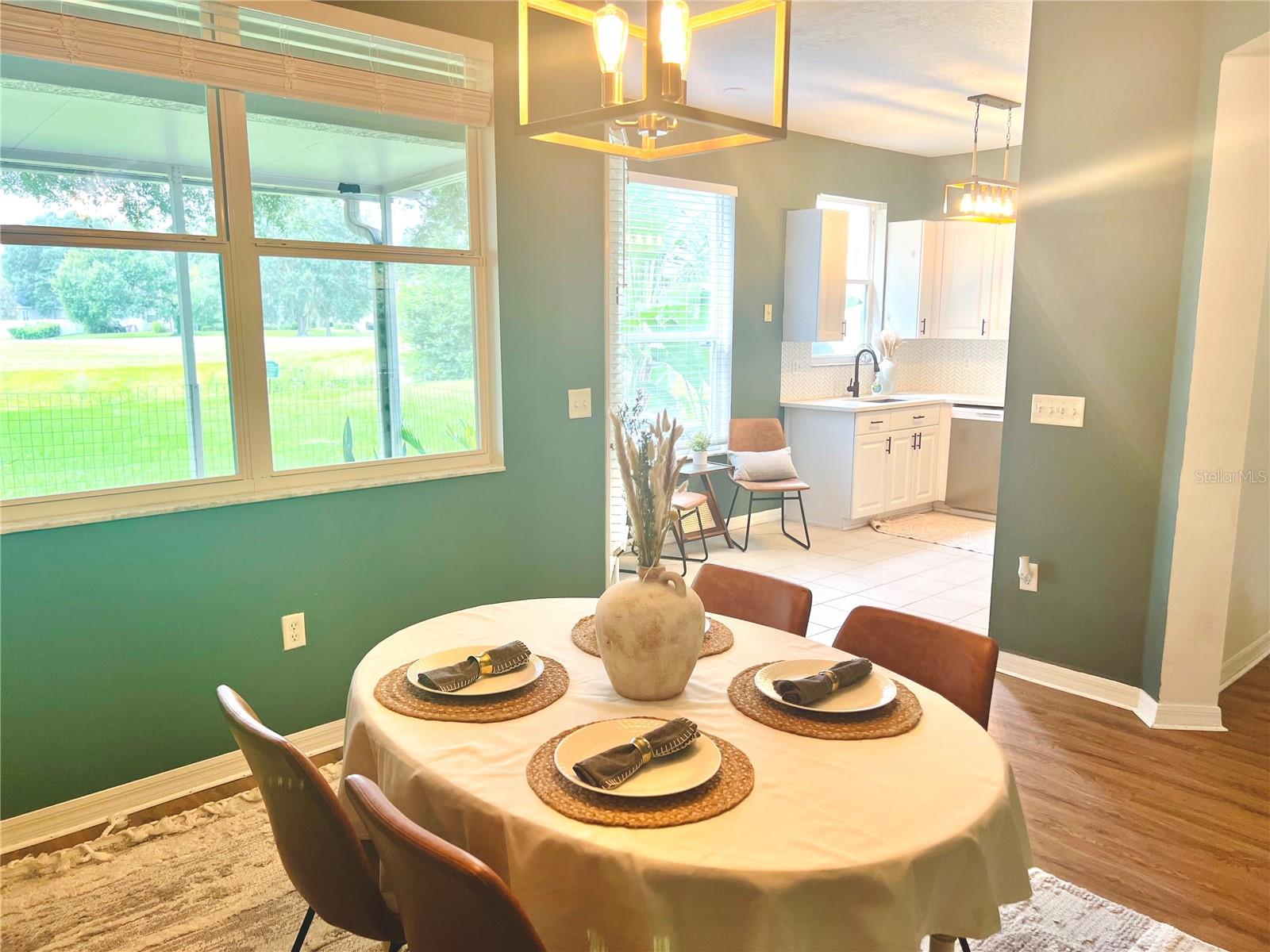 Image 9 of 33 For 34924 Teeview Lane