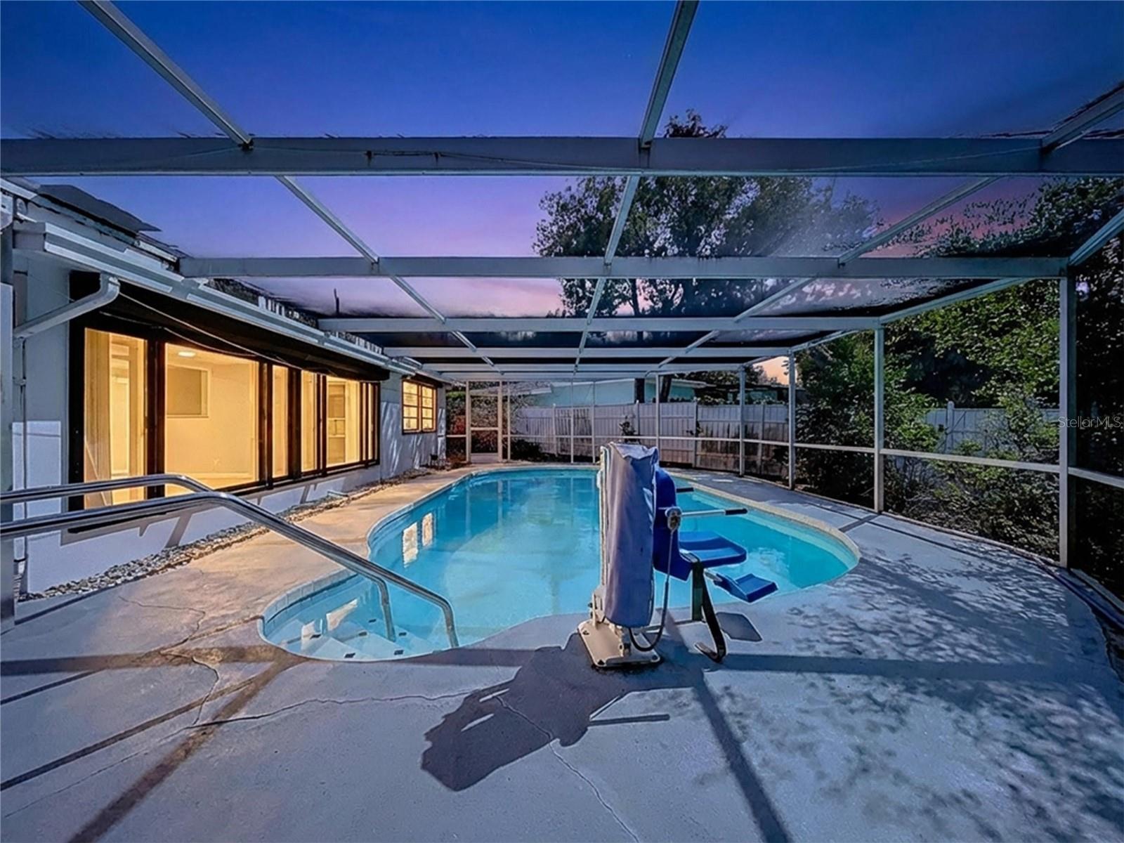 Image 10 of 46 For 1002 Bay Breeze Terrace