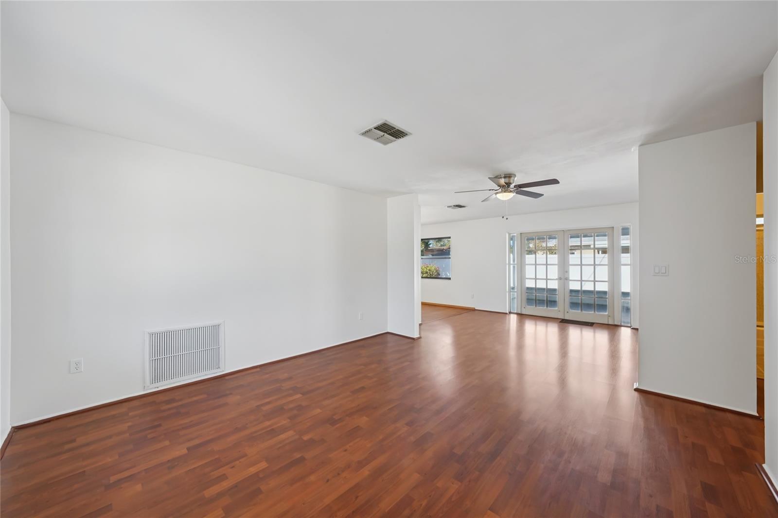 Image 11 of 42 For 5511 93rd Avenue N