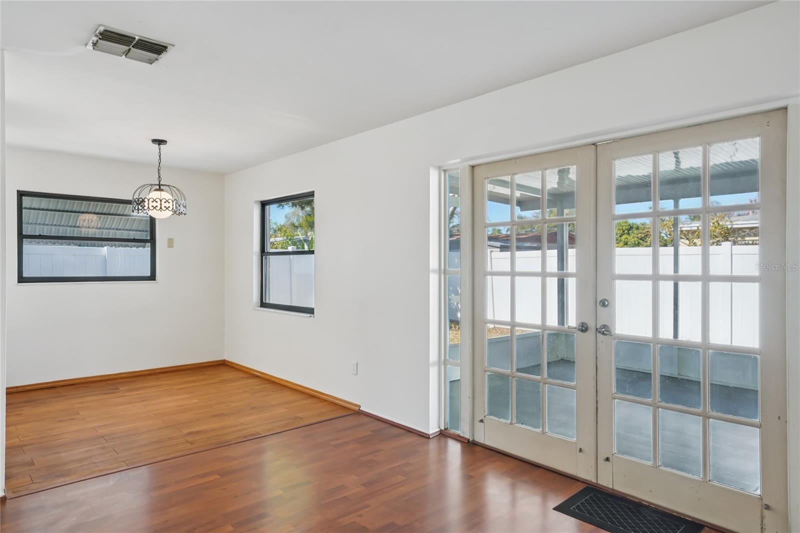 Image 12 of 42 For 5511 93rd Avenue N