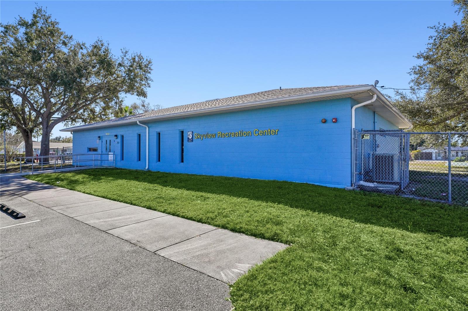 Image 35 of 42 For 5511 93rd Avenue N