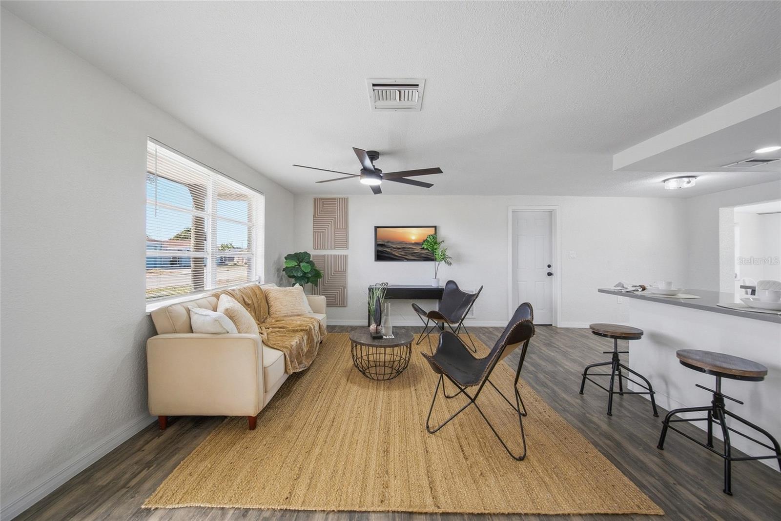 Image 5 of 23 For 3519 Wellington Drive