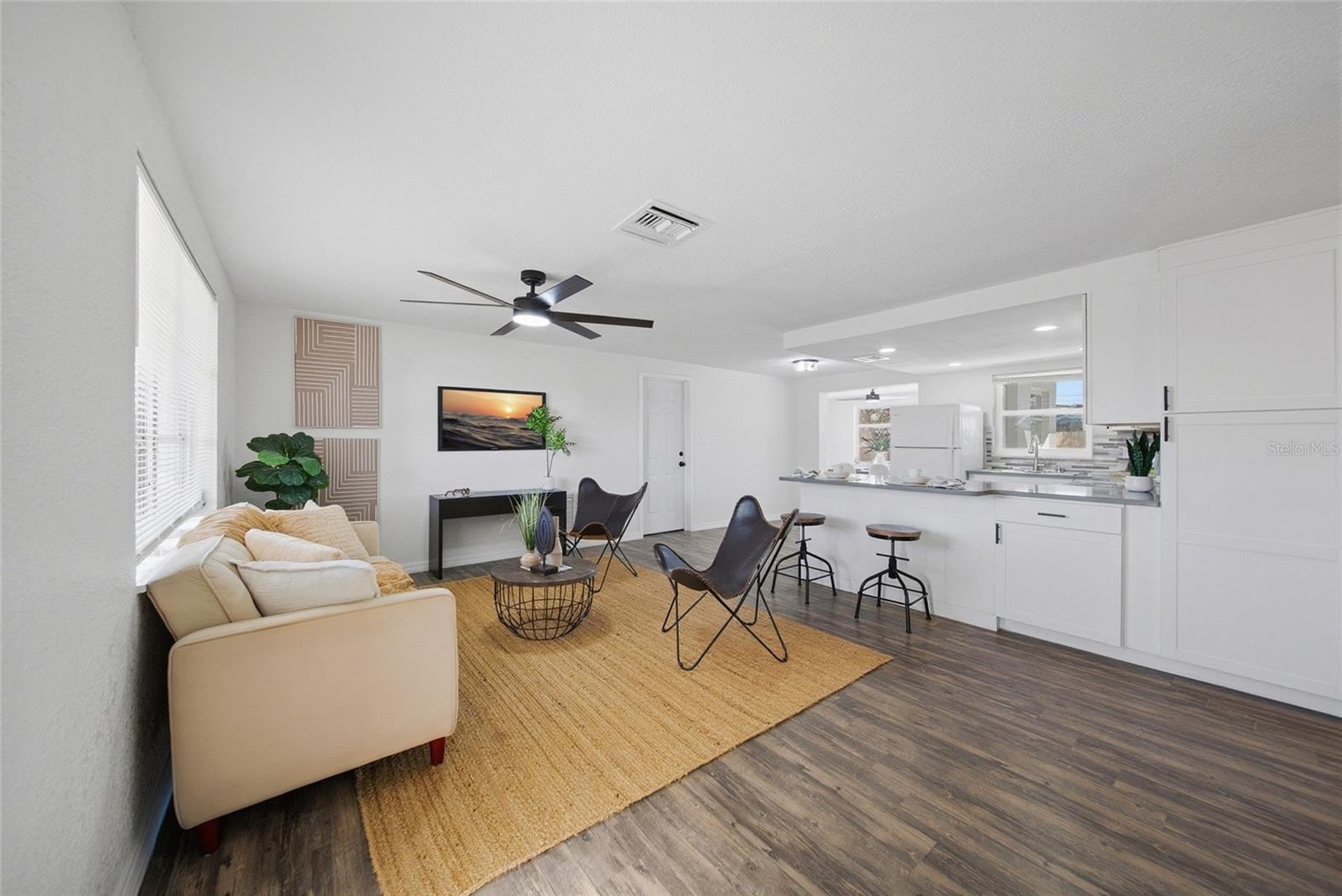 Image 7 of 23 For 3519 Wellington Drive