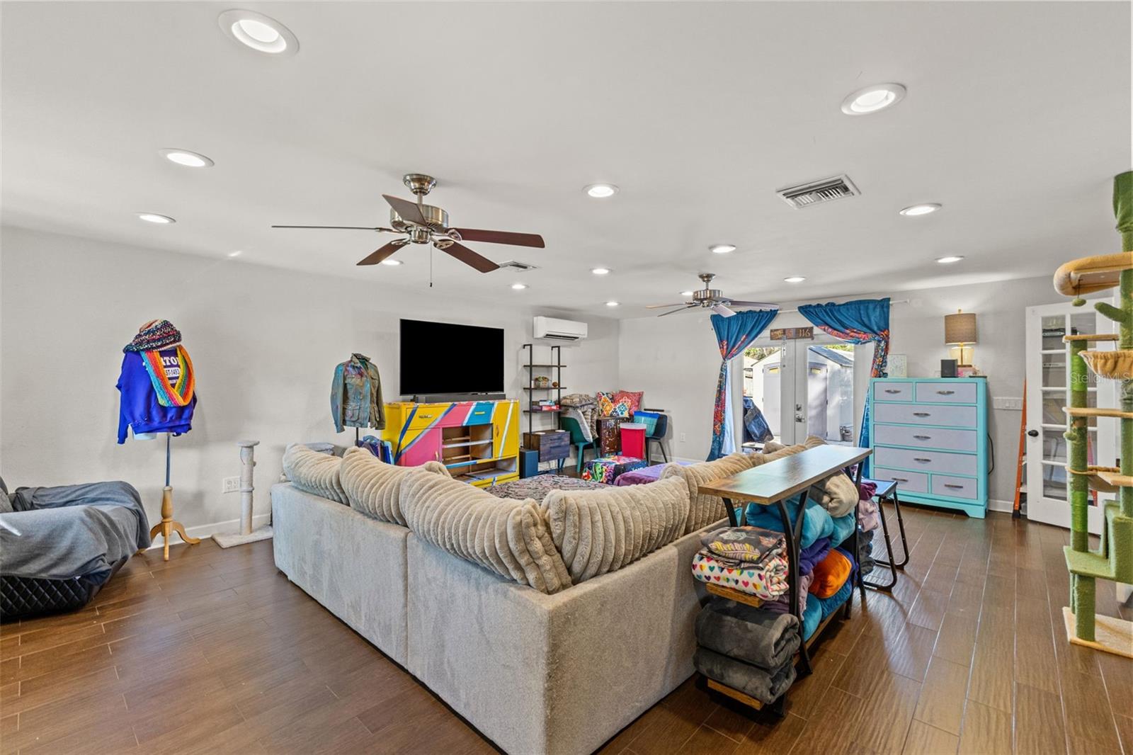 Image 10 of 48 For 1747 26th Avenue N