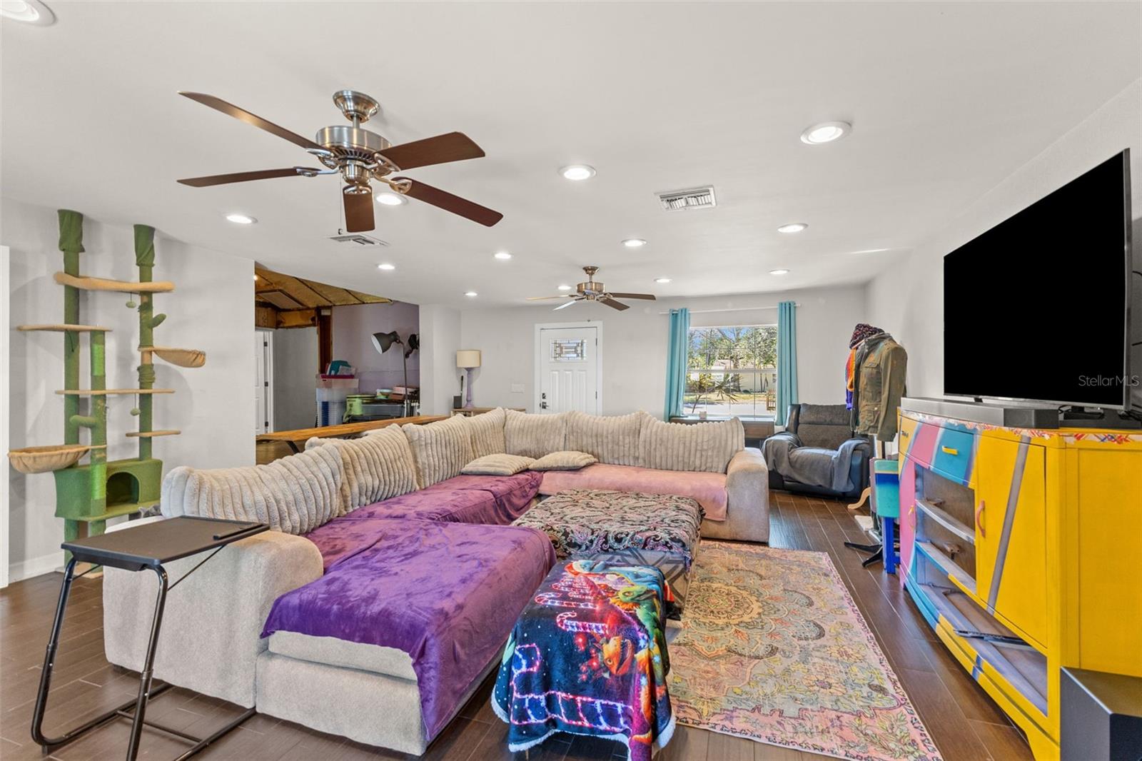 Image 13 of 48 For 1747 26th Avenue N