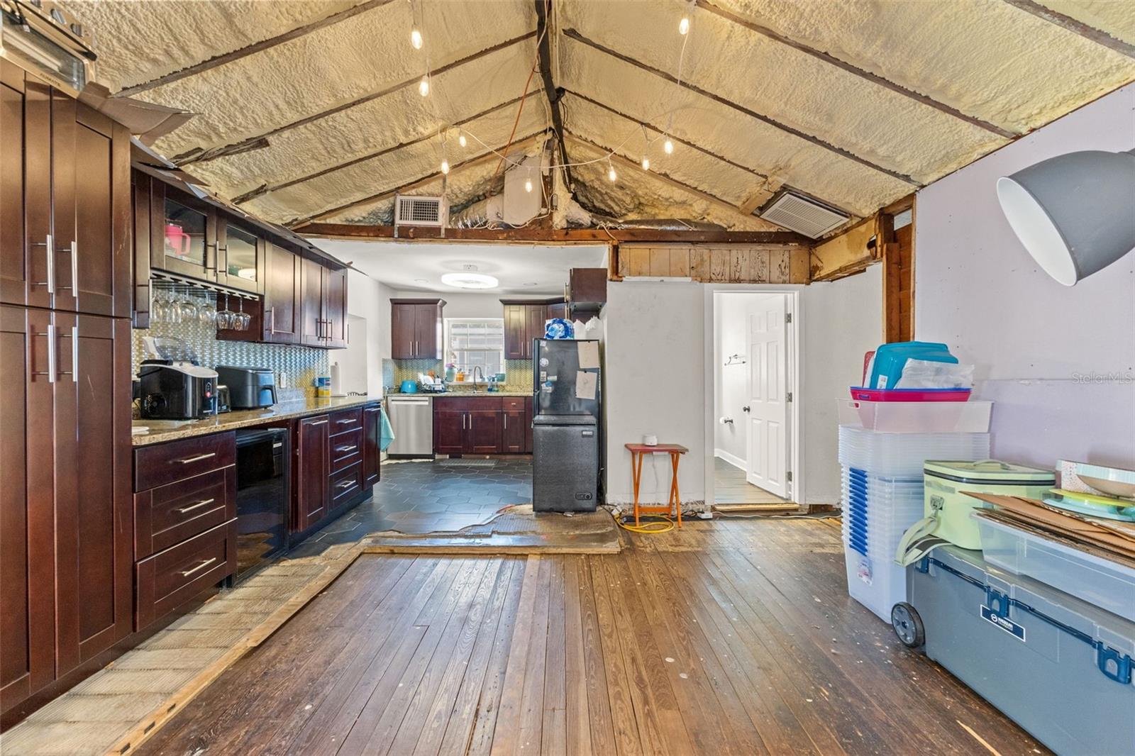 Image 15 of 48 For 1747 26th Avenue N