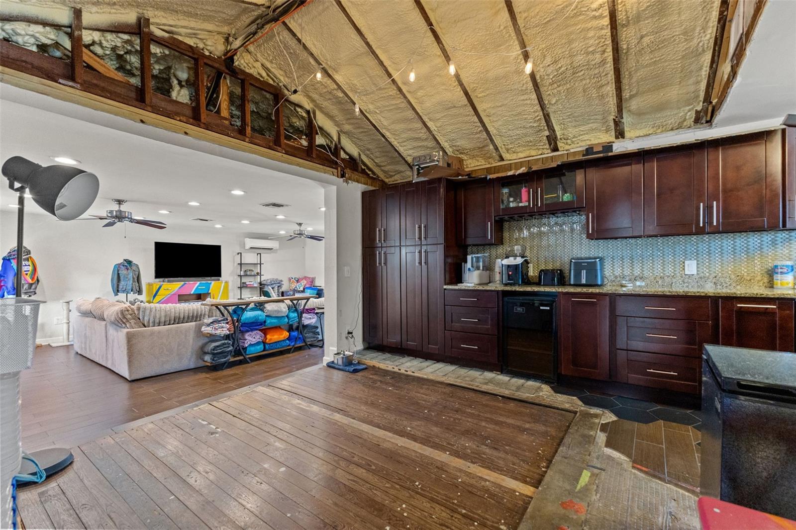 Image 18 of 48 For 1747 26th Avenue N