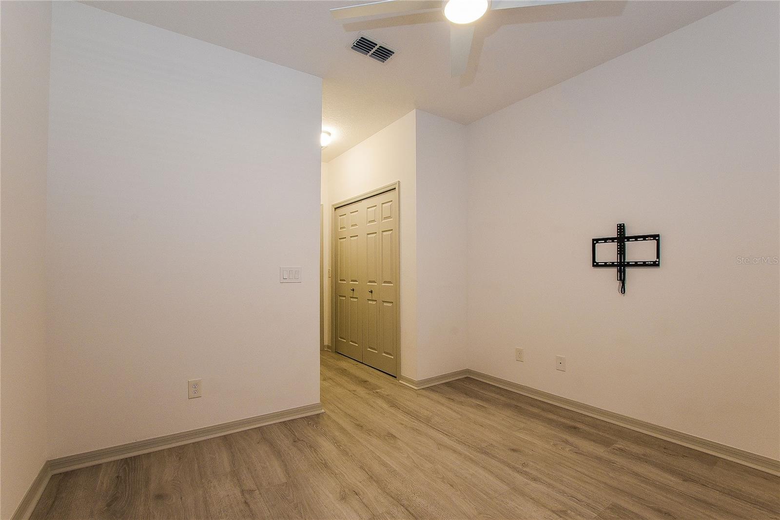 Image 11 of 15 For 4738 Cliveden Loop