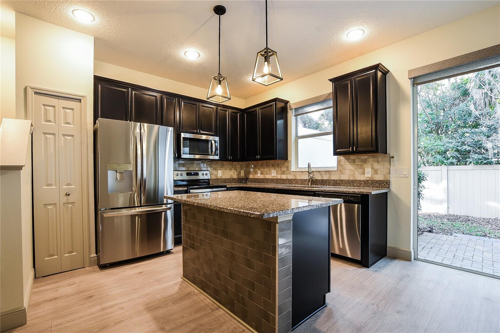 Image 4 of 15 For 4738 Cliveden Loop