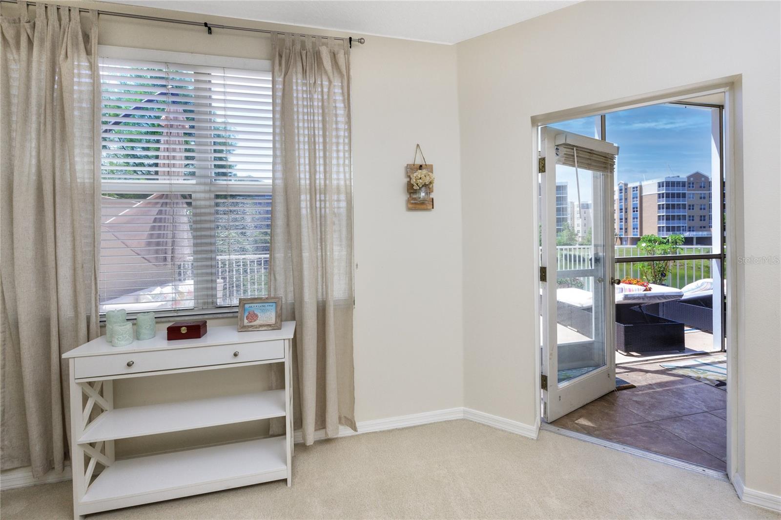 Image 26 of 75 For 960 Starkey Road 3106