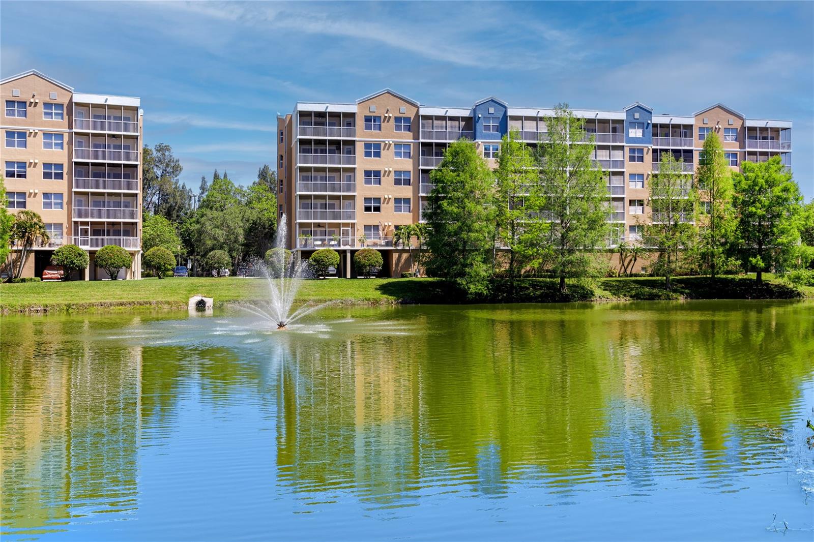 Image 4 of 75 For 960 Starkey Road 3106