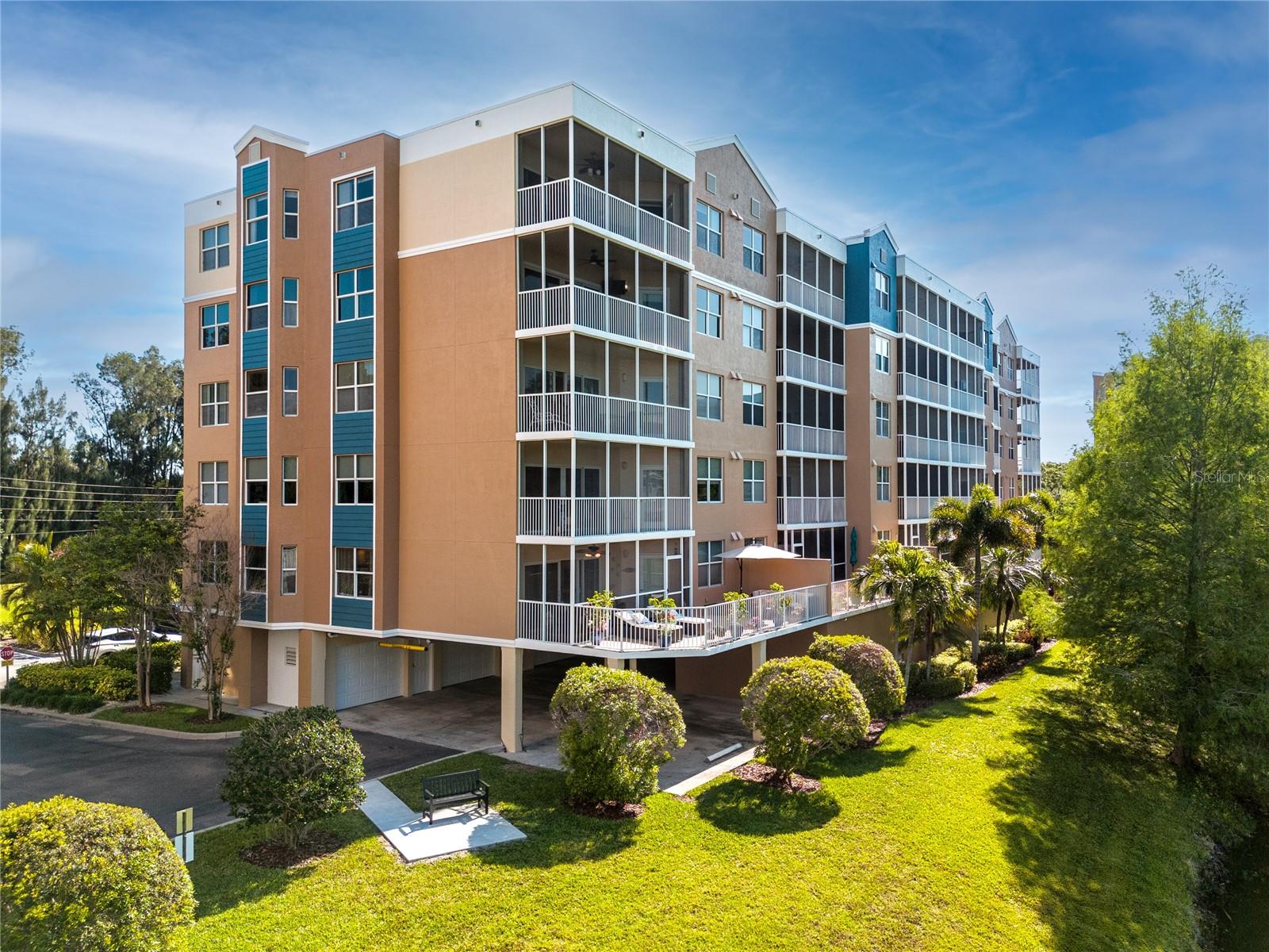 Image 59 of 75 For 960 Starkey Road 3106