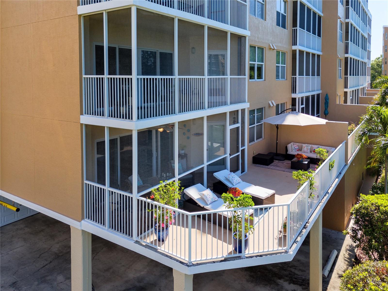 Image 61 of 75 For 960 Starkey Road 3106