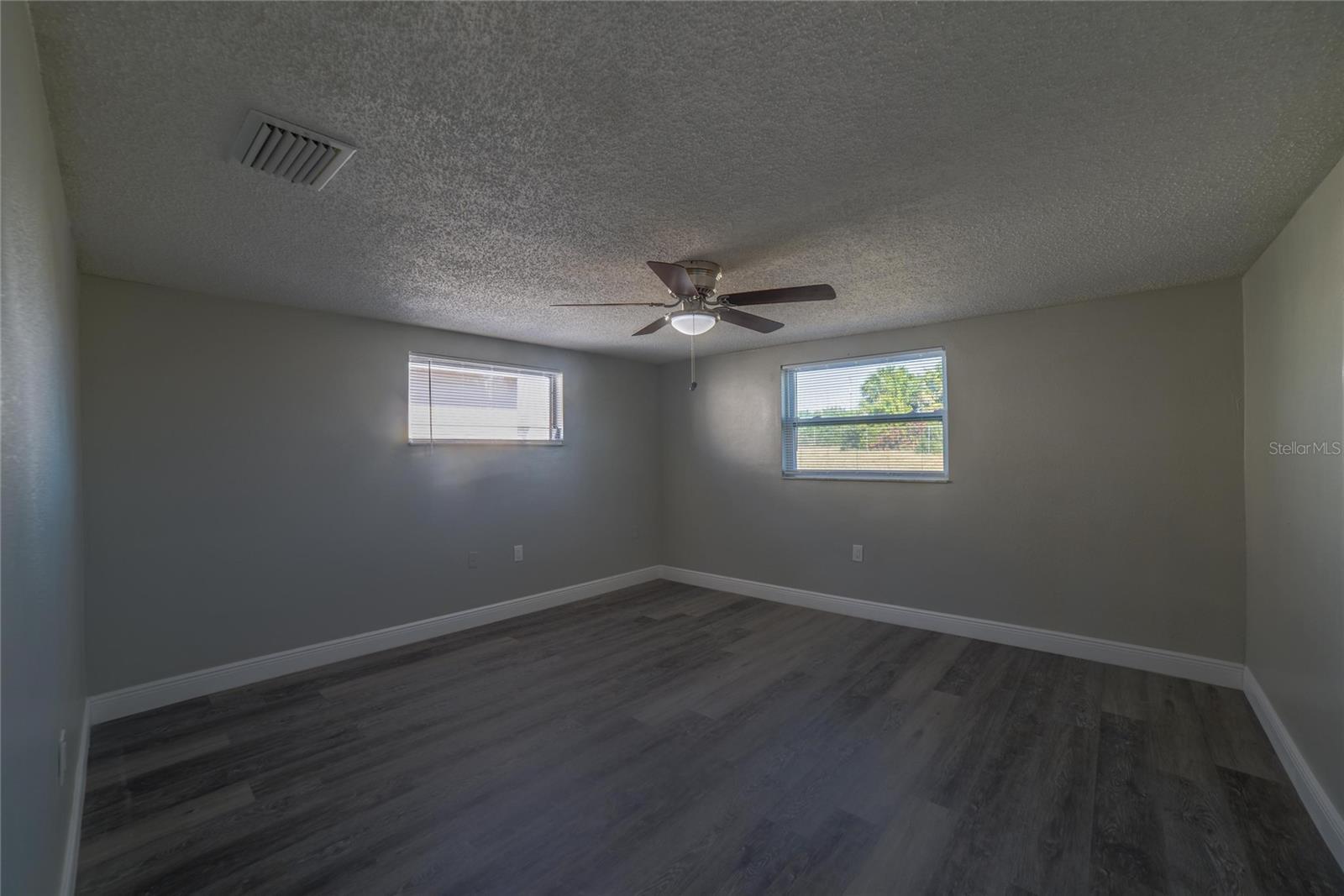 Image 21 of 28 For 7030 Dipaola Drive