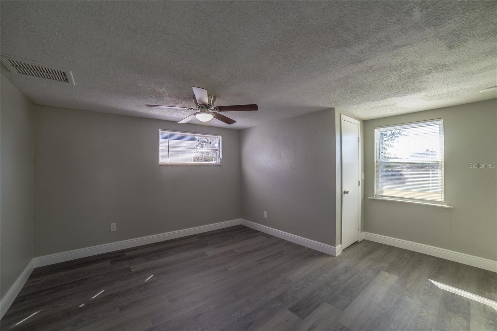 Image 8 of 28 For 7030 Dipaola Drive