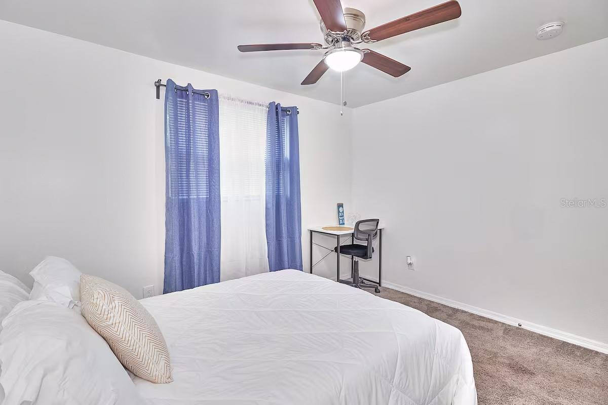 Image 20 of 39 For 2804 33rd Street