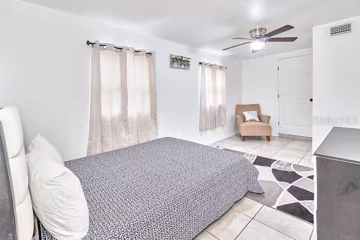 Image 23 of 39 For 2804 33rd Street