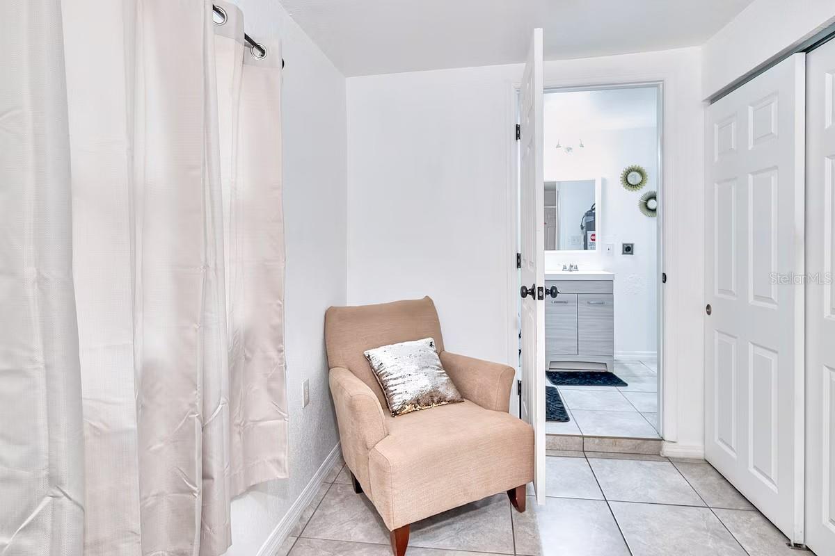 Image 24 of 39 For 2804 33rd Street