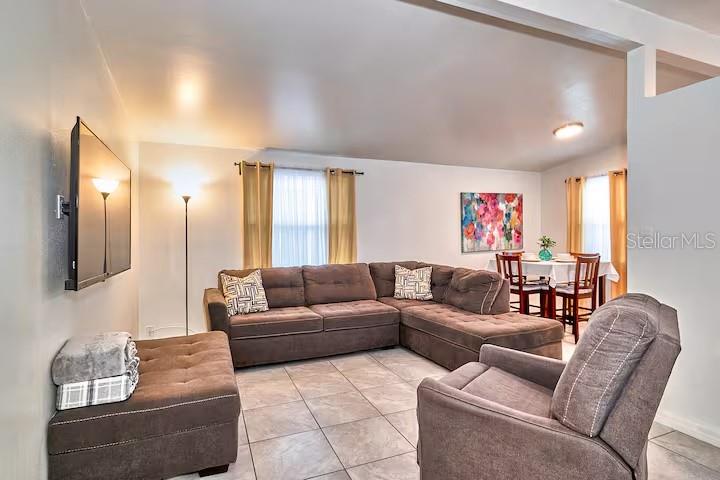 Image 8 of 39 For 2804 33rd Street