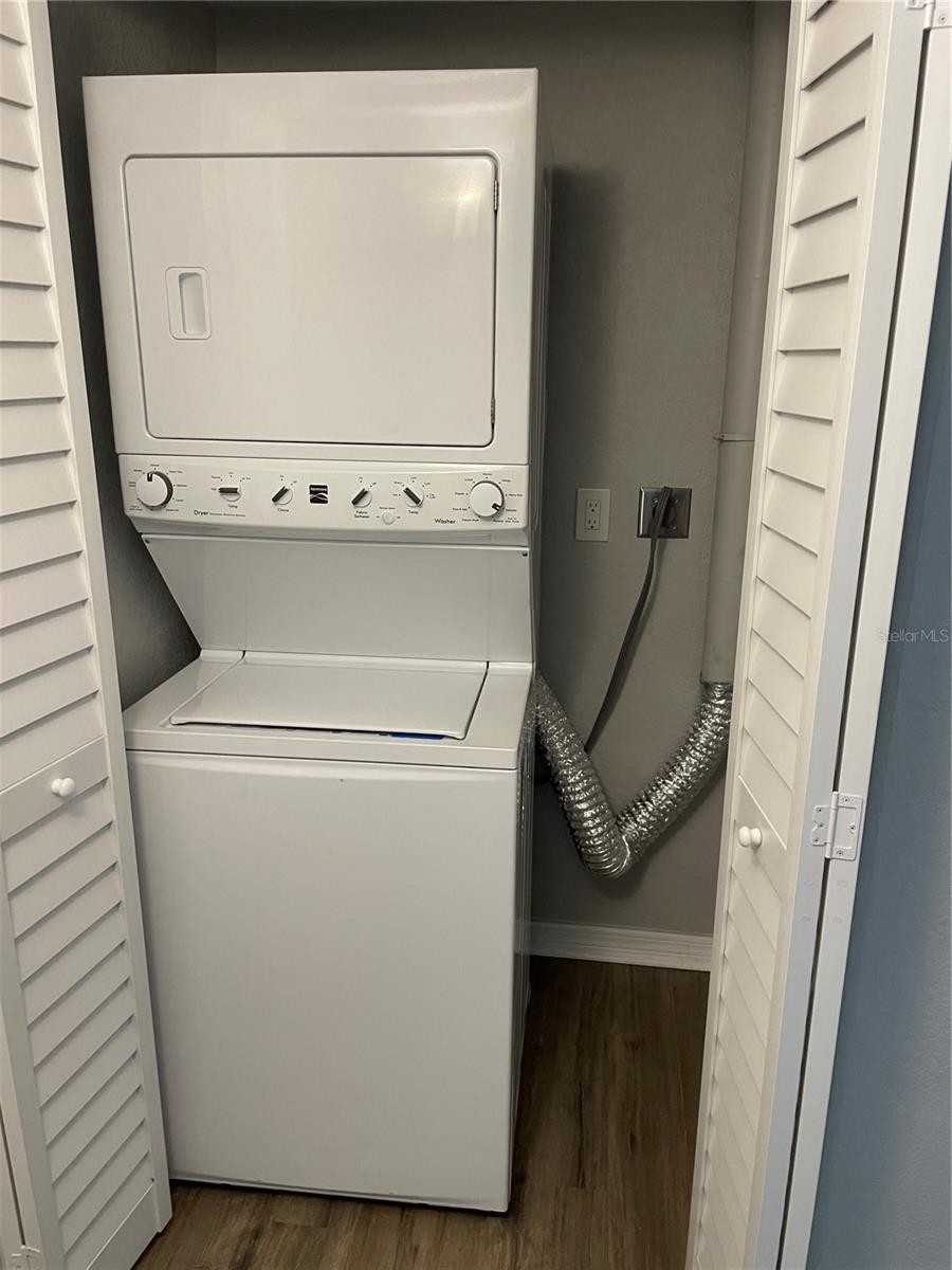 Image 10 of 13 For 1409 Franklin Street