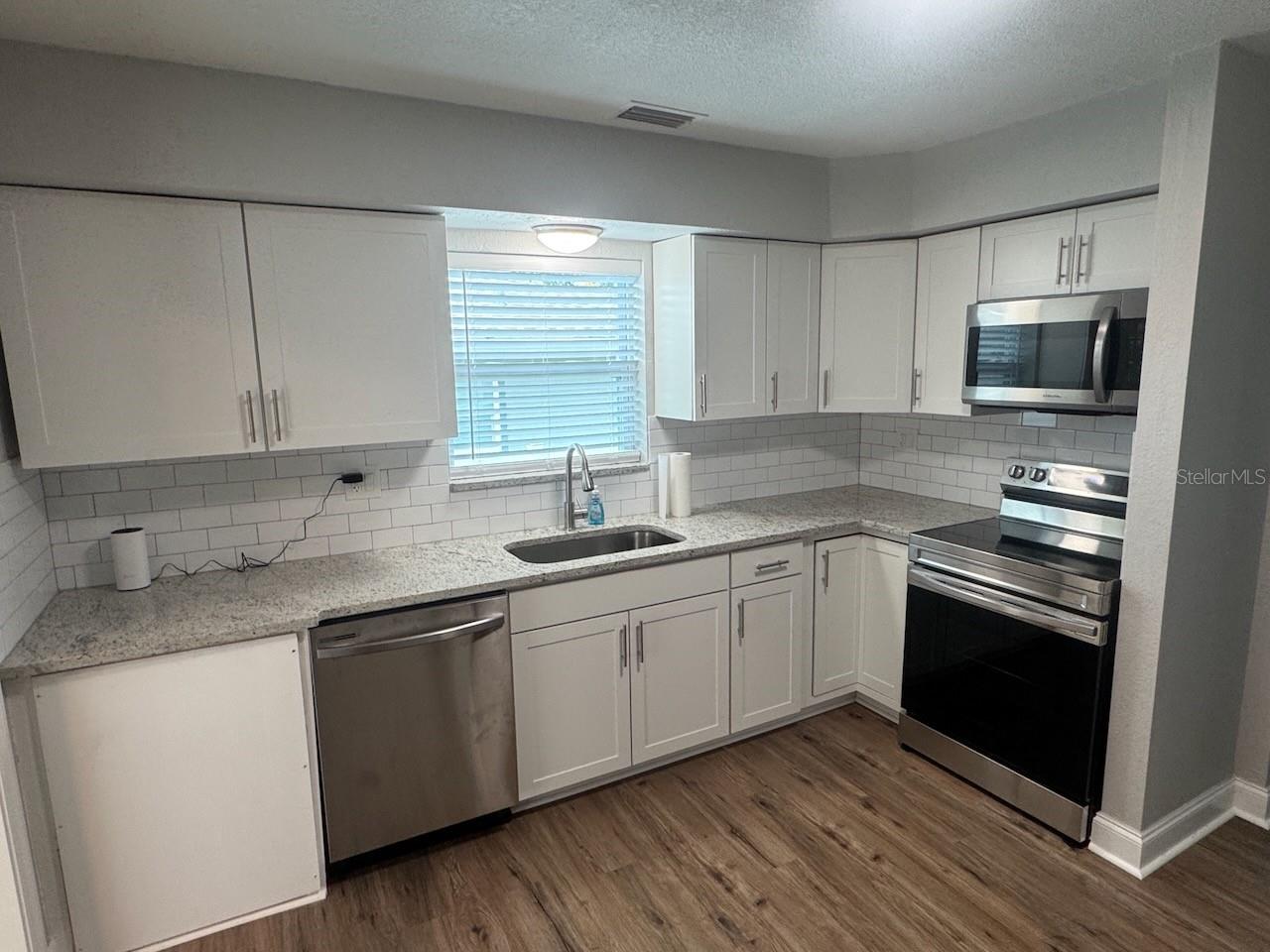 Image 2 of 13 For 1409 Franklin Street