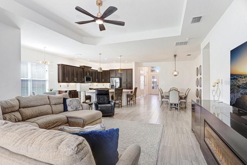 Image 15 of 51 For 2436 Oakwood Preserve Drive