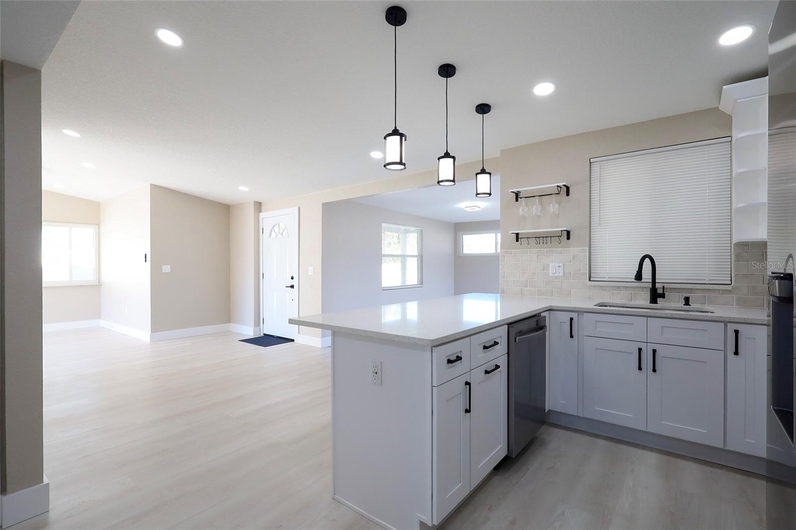 Image 13 of 32 For 3416 Ellicott Street