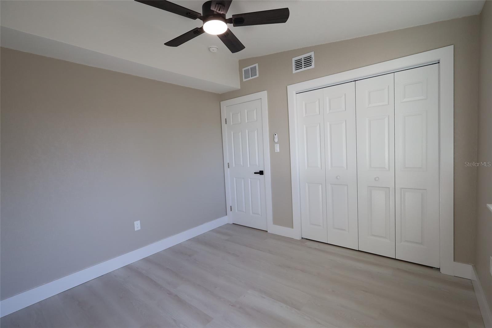 Image 18 of 32 For 3416 Ellicott Street