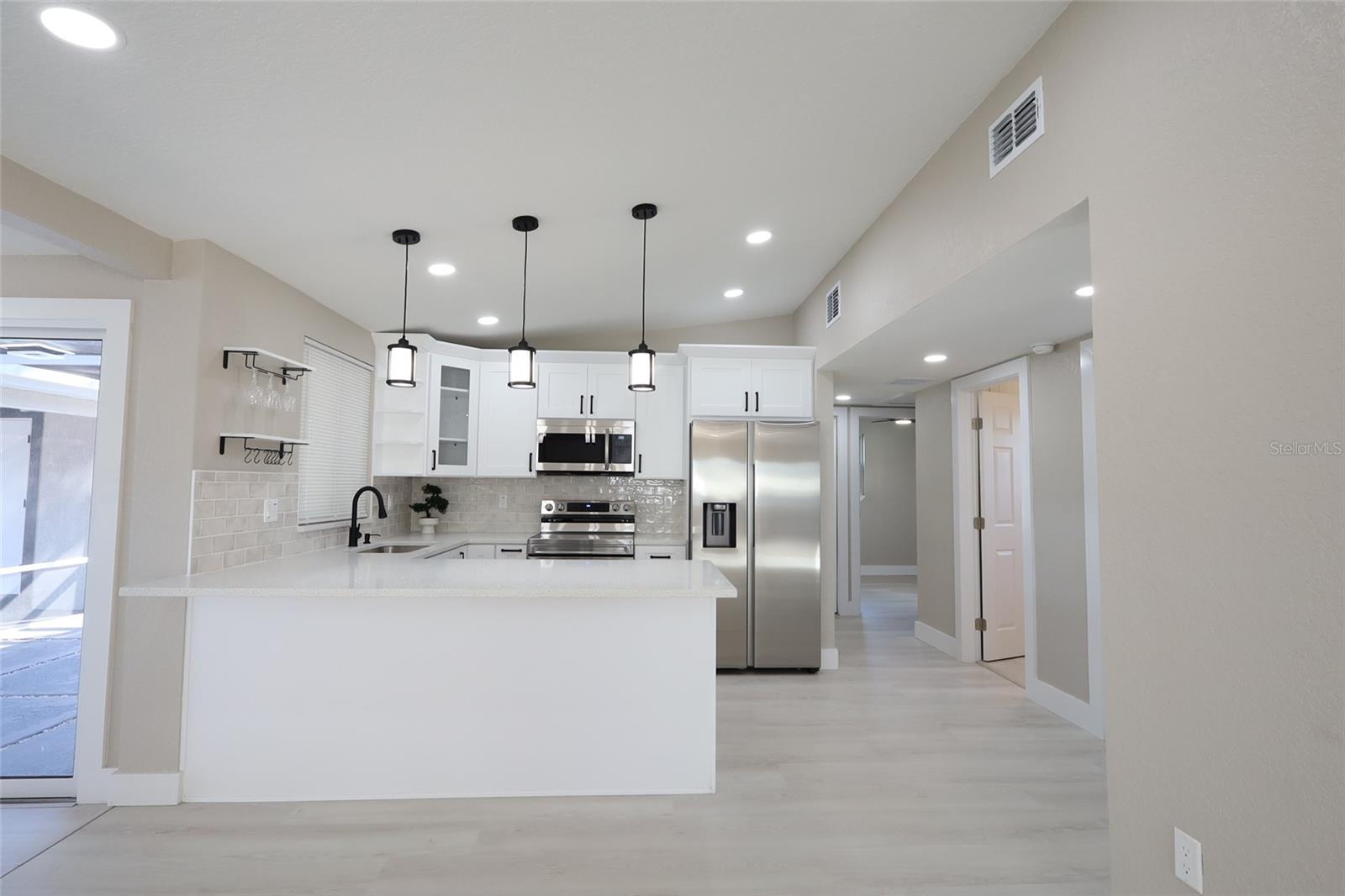 Image 9 of 32 For 3416 Ellicott Street